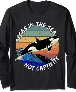 Orcas In The Sea Not Captivity Animals Should Be Free Long Sleeve T-Shirt